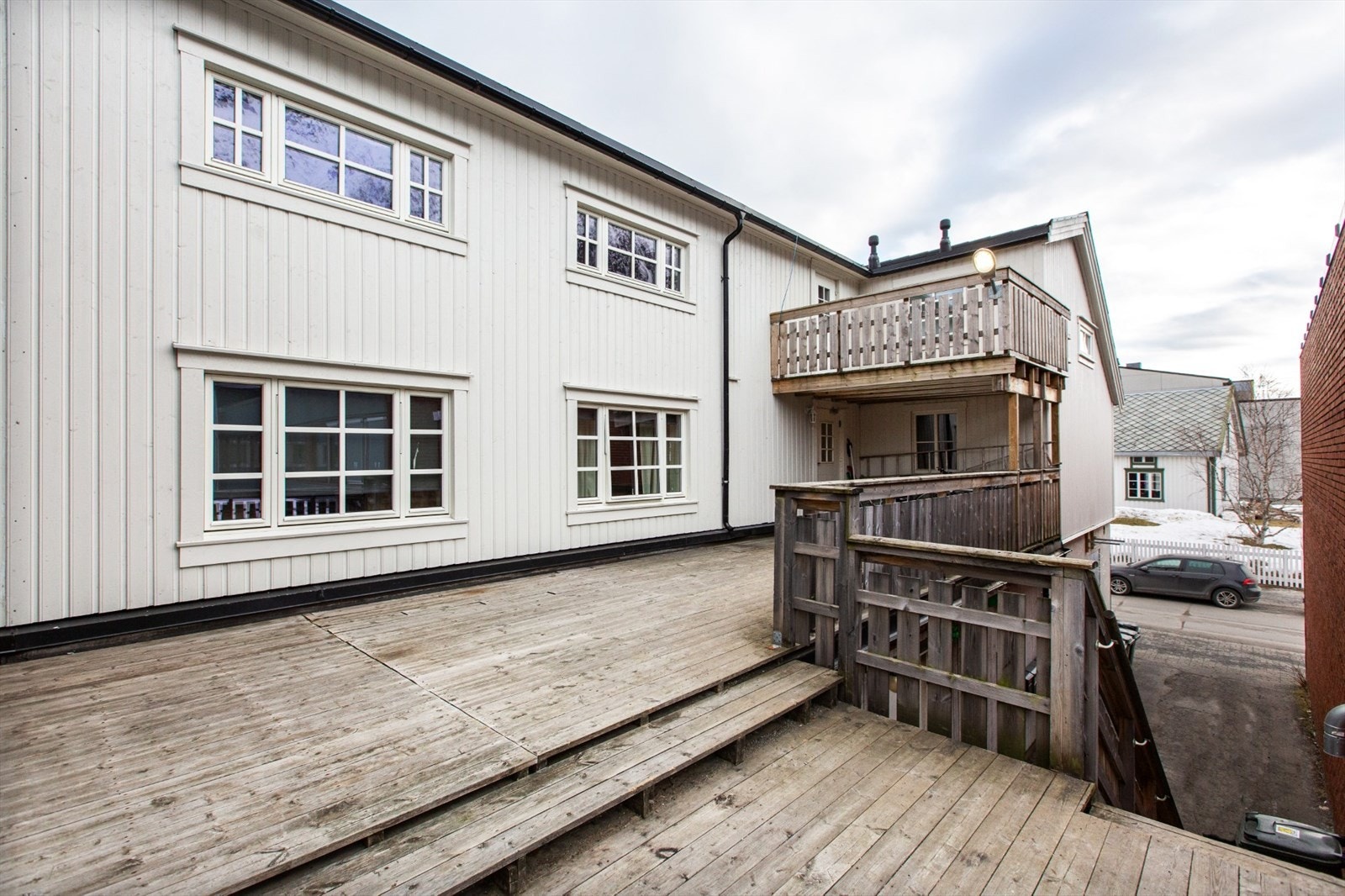 Trapp opp til hybler og utleieleiligheter i 2 og 3.etg. Galleribilde