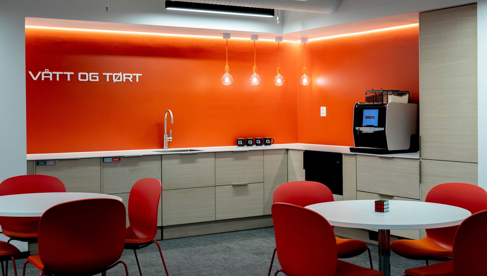 Felles kjøkken og spiserom Galleribilde