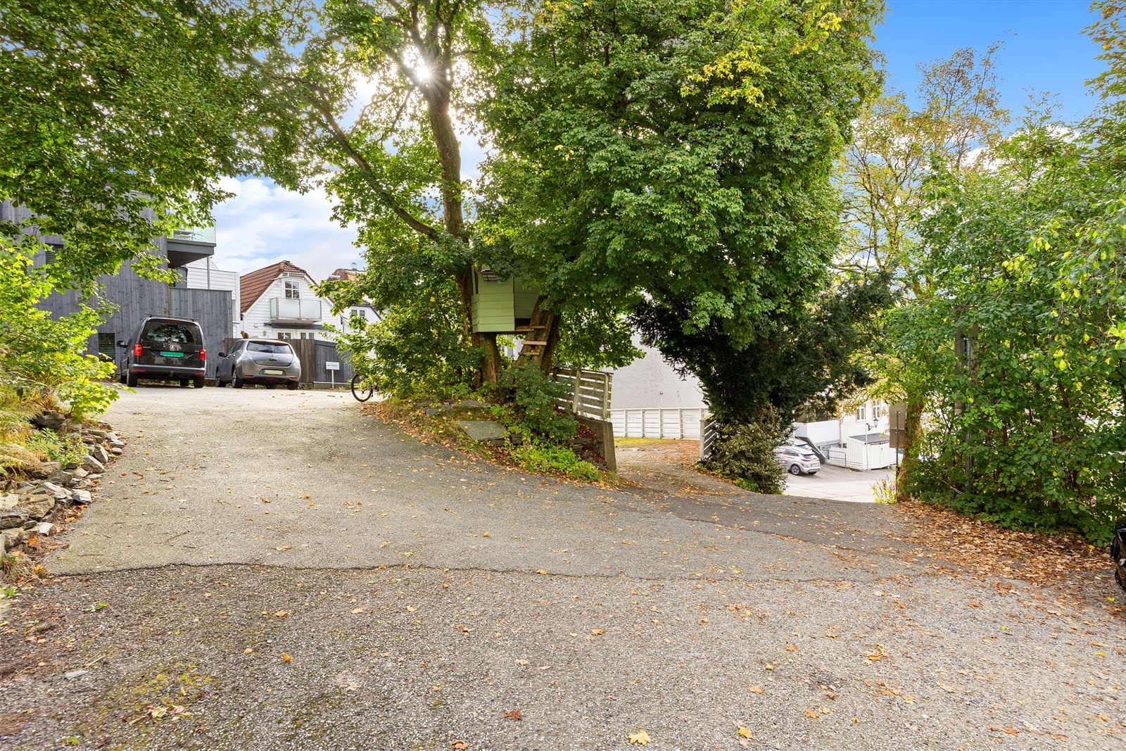 Selger har gjort mulighetsstudie for utvikling av tomten - kfr. megler for å få oversendt info Galleribilde