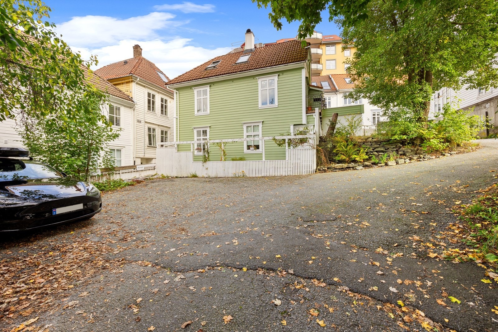 Tomtens størrelse er på ca 932 kvm Galleribilde