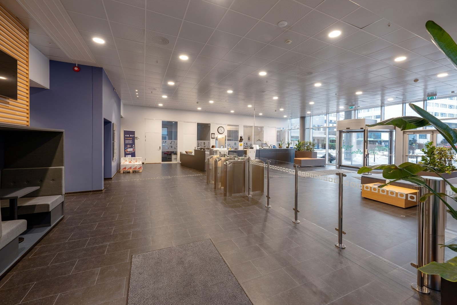 Moderne og innbydende resepsjonsområde med lys atmosfære Galleribilde