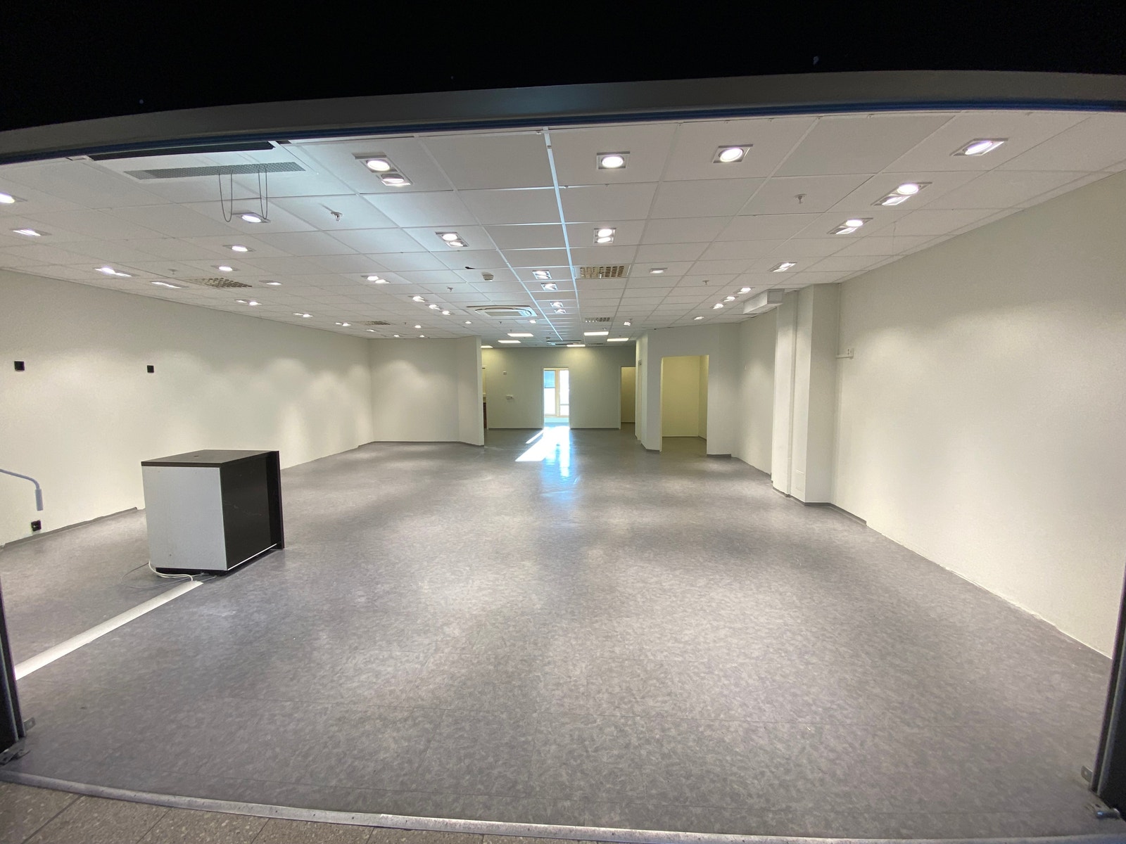 Lyst og pent lokale, klart for ny leietaker Galleribilde