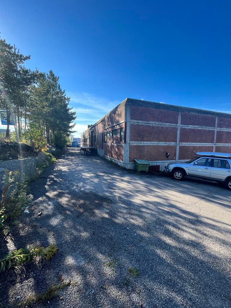 Innkjøring til rampe Galleribilde