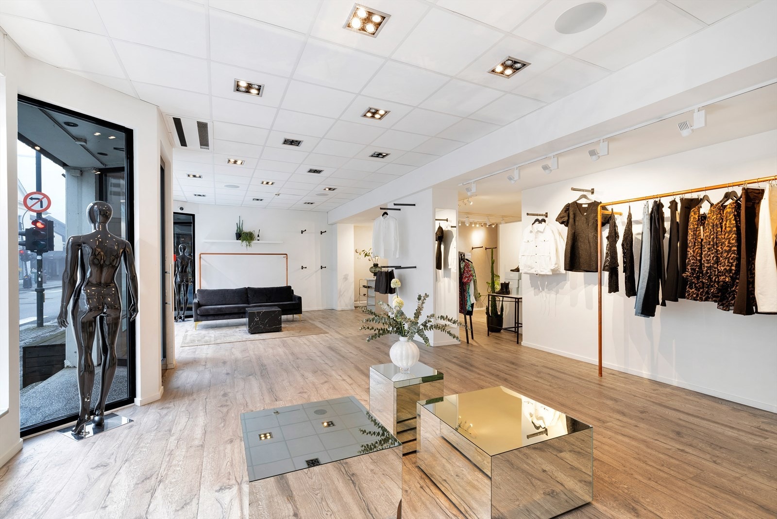Flott utrustet butikk Galleribilde