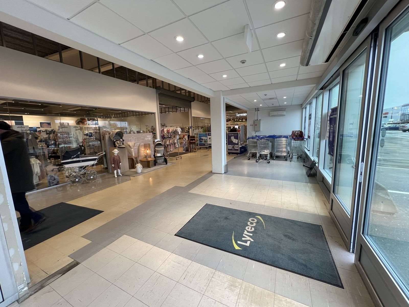 Inngangsparti handelslokaler i 1. etasje Galleribilde