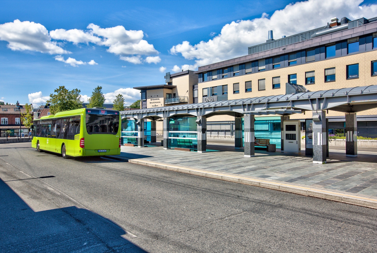 Bussterminalen i umiddelbar nærhet. Galleribilde