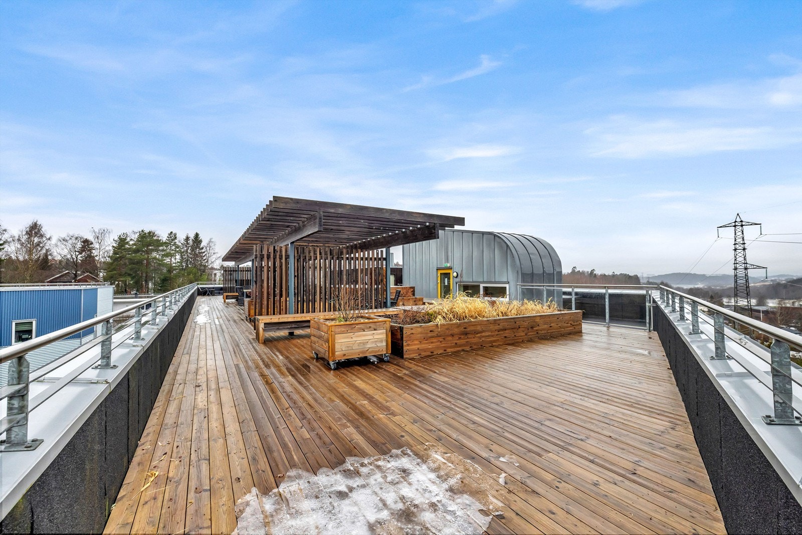 Felles takterrasse med soneinndeling. Galleribilde