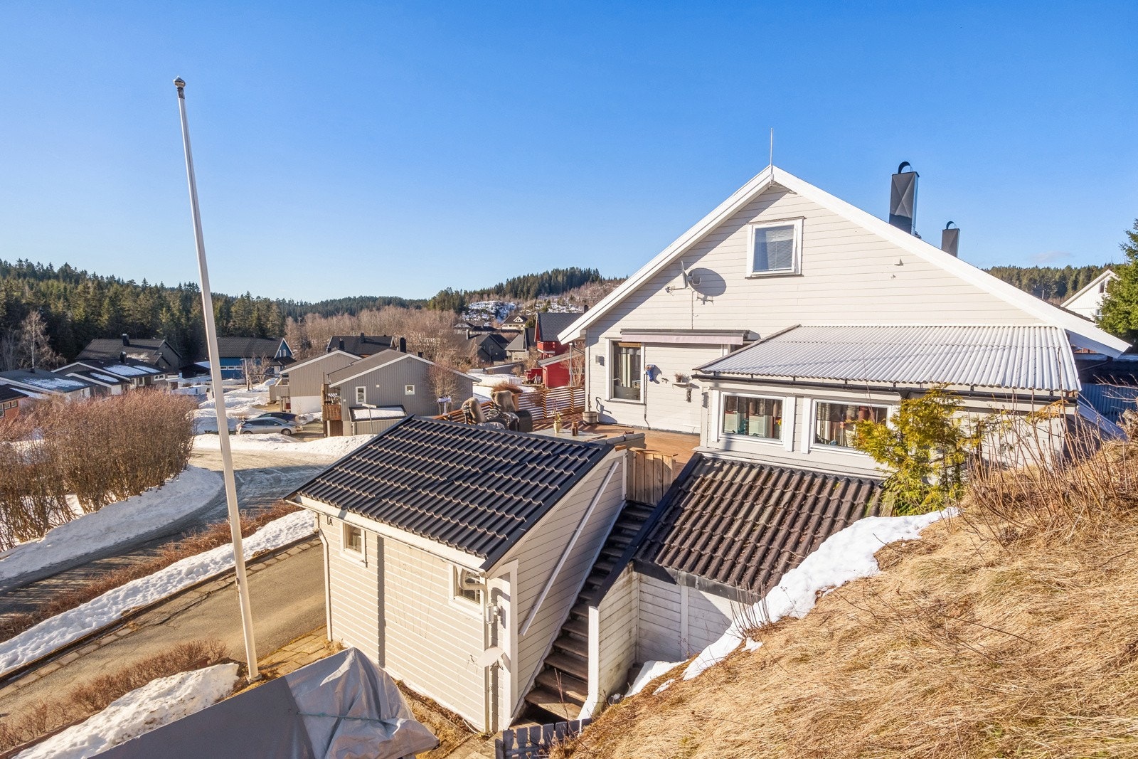 Bo i et av Trondheims mest attraktive boligområder med fantastiske solforhold! Galleribilde