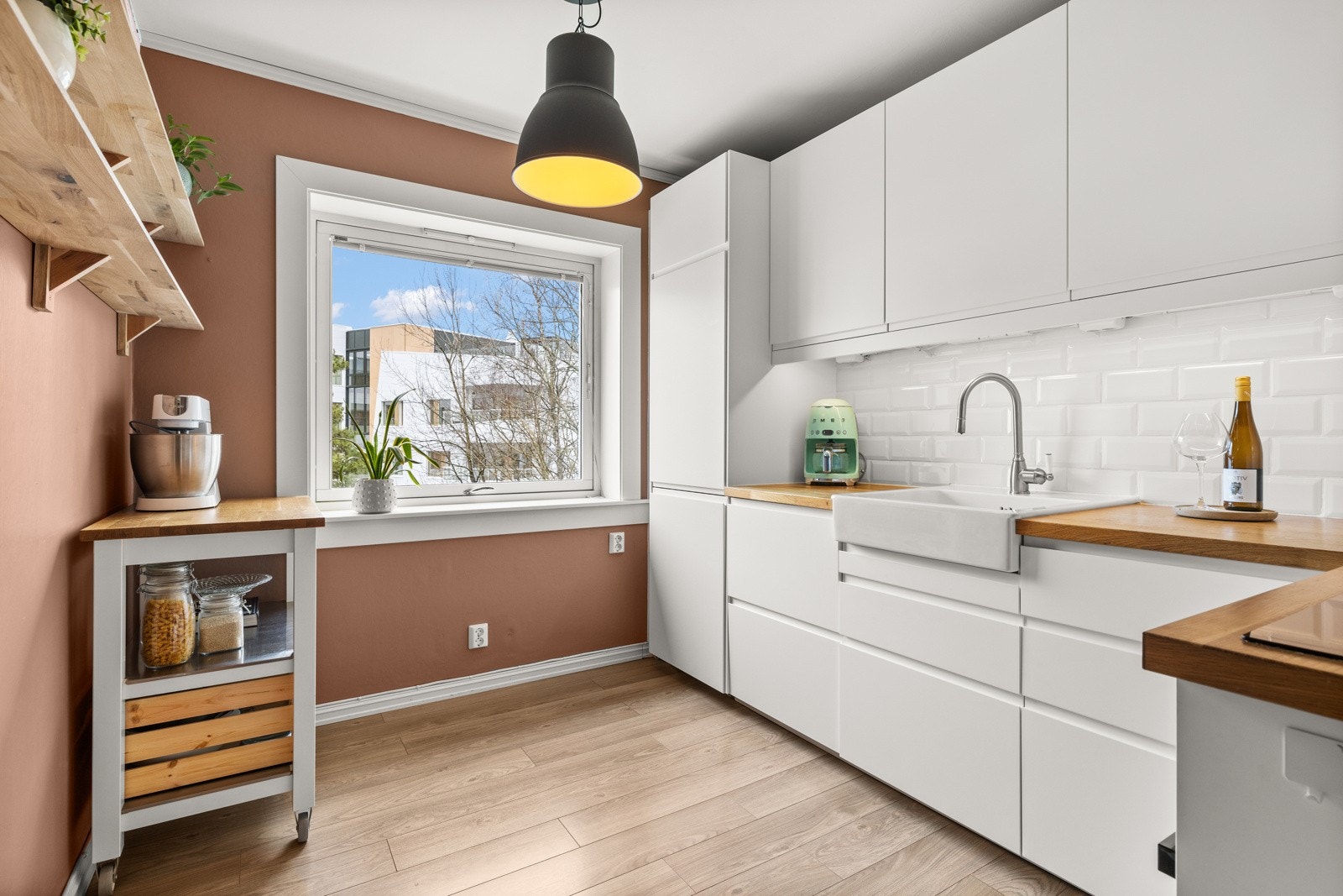 Pen og attraktiv 2-roms hjørneleilighet i 2. etasje Galleribilde