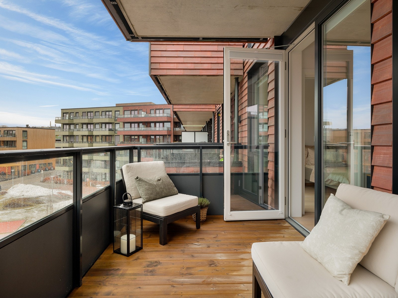 God plass til en større sittegruppe. Galleribilde