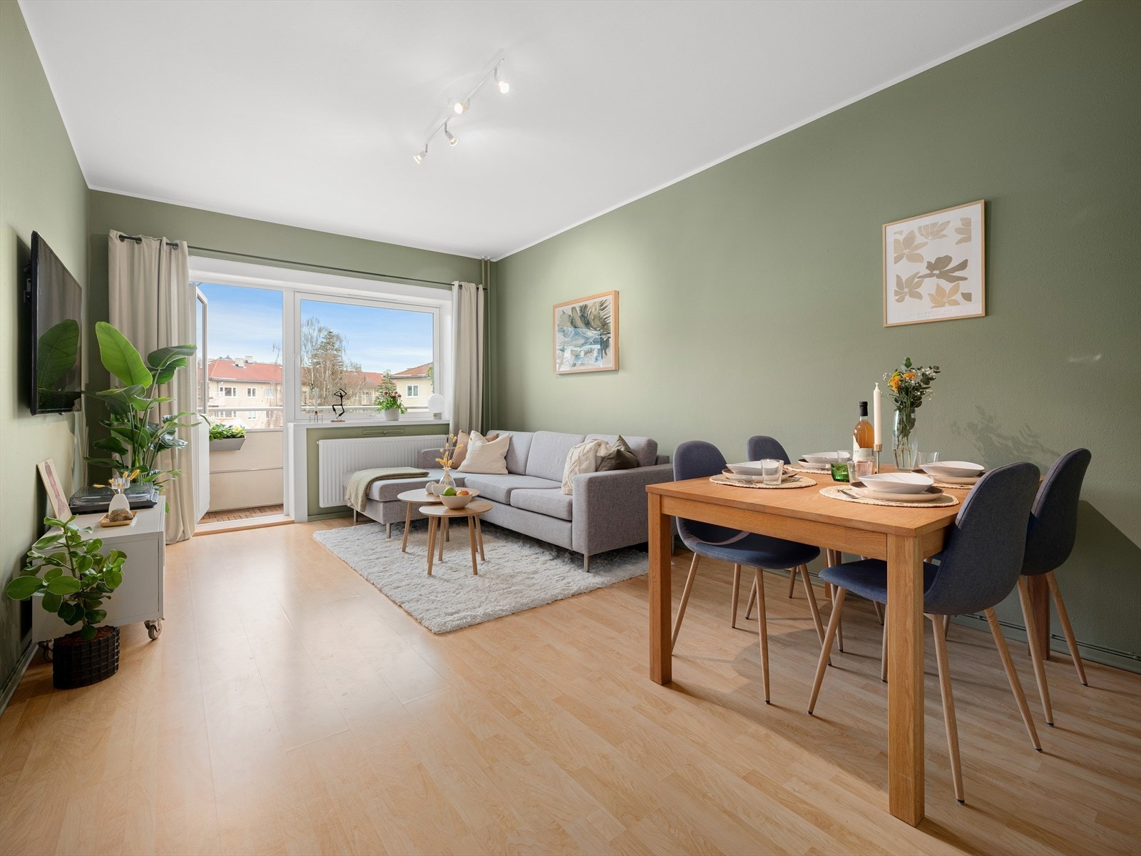 - Har du noen spørsmål? Kontakt Christoffer Edstrøm Jacobsen - (t): 46 90 97 17 - Nordvik eiendomsmegling - Galleribilde