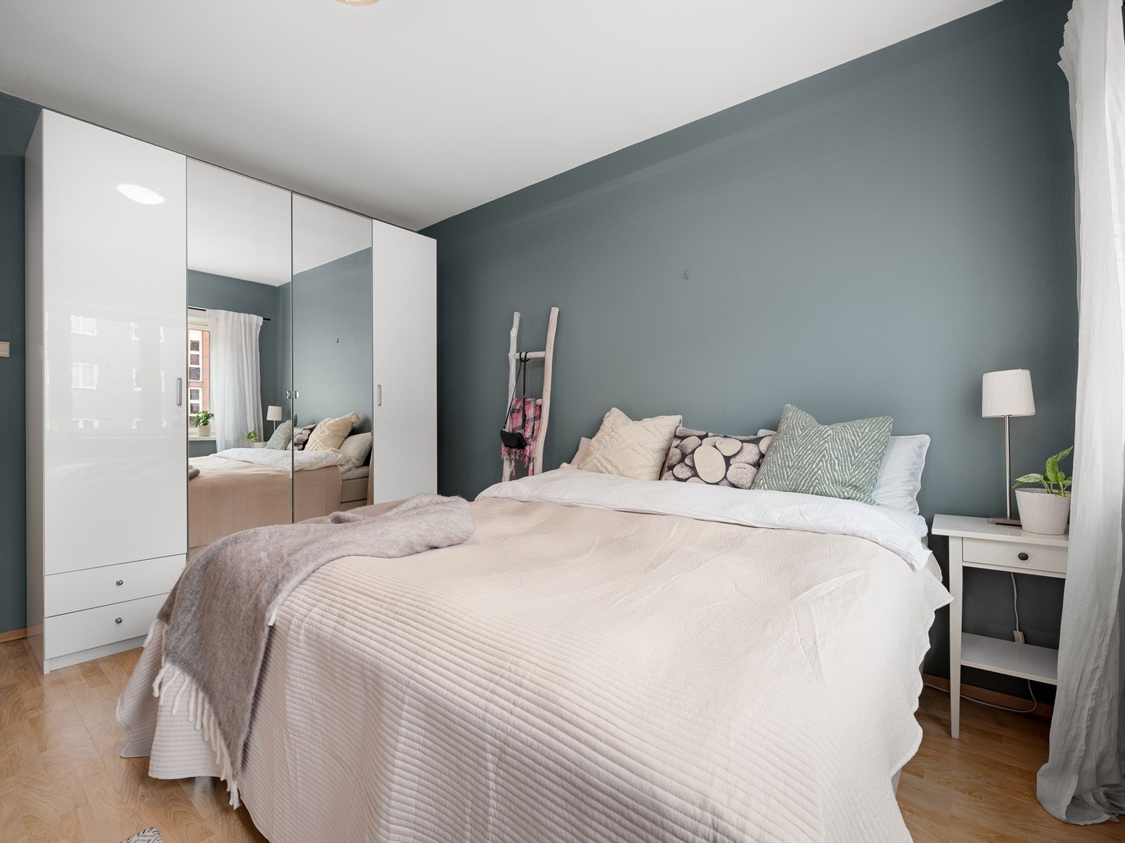 - Garderobeskapet følger boligen - Galleribilde