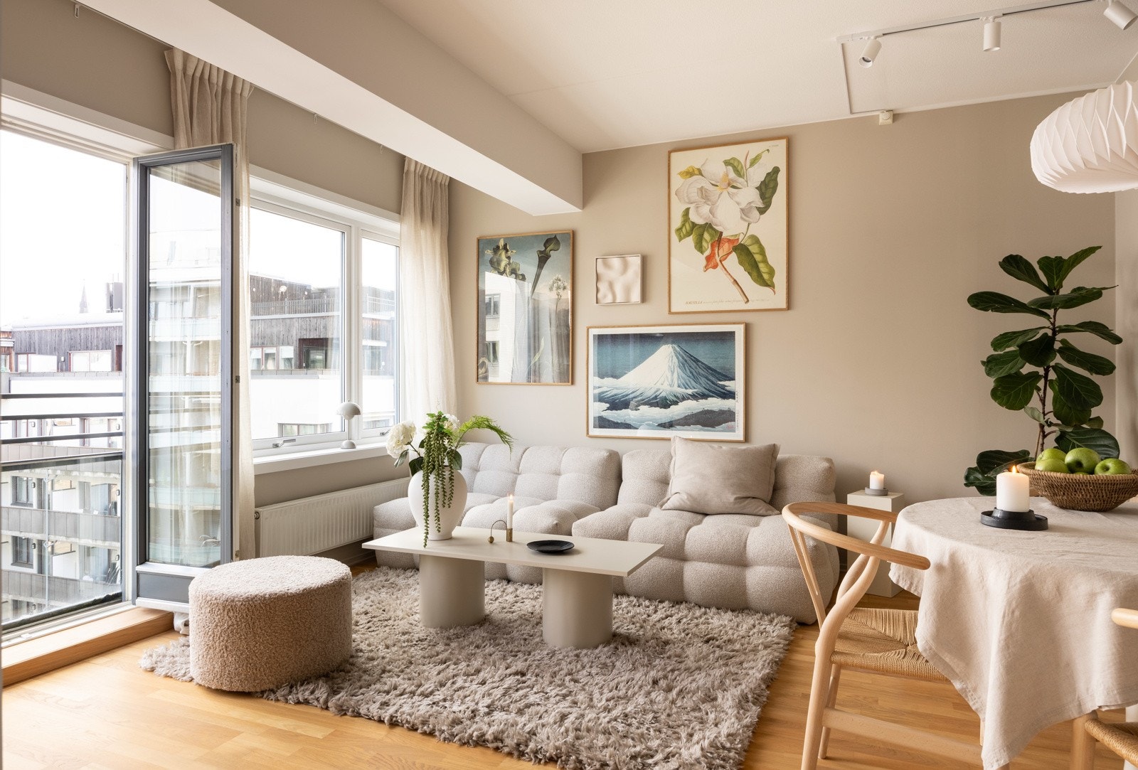 Pilestredet Park 28 presenteres av EIE eiendomsmegling ved Ole Anders Teslo. Galleribilde