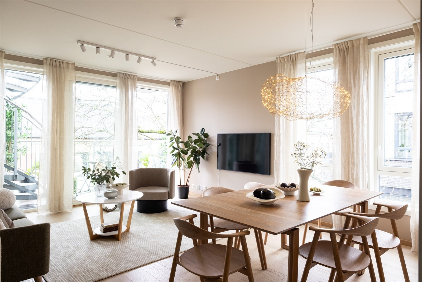 - Leiligheten er ny fra 2021 og holder svært god standard! - Galleribilde