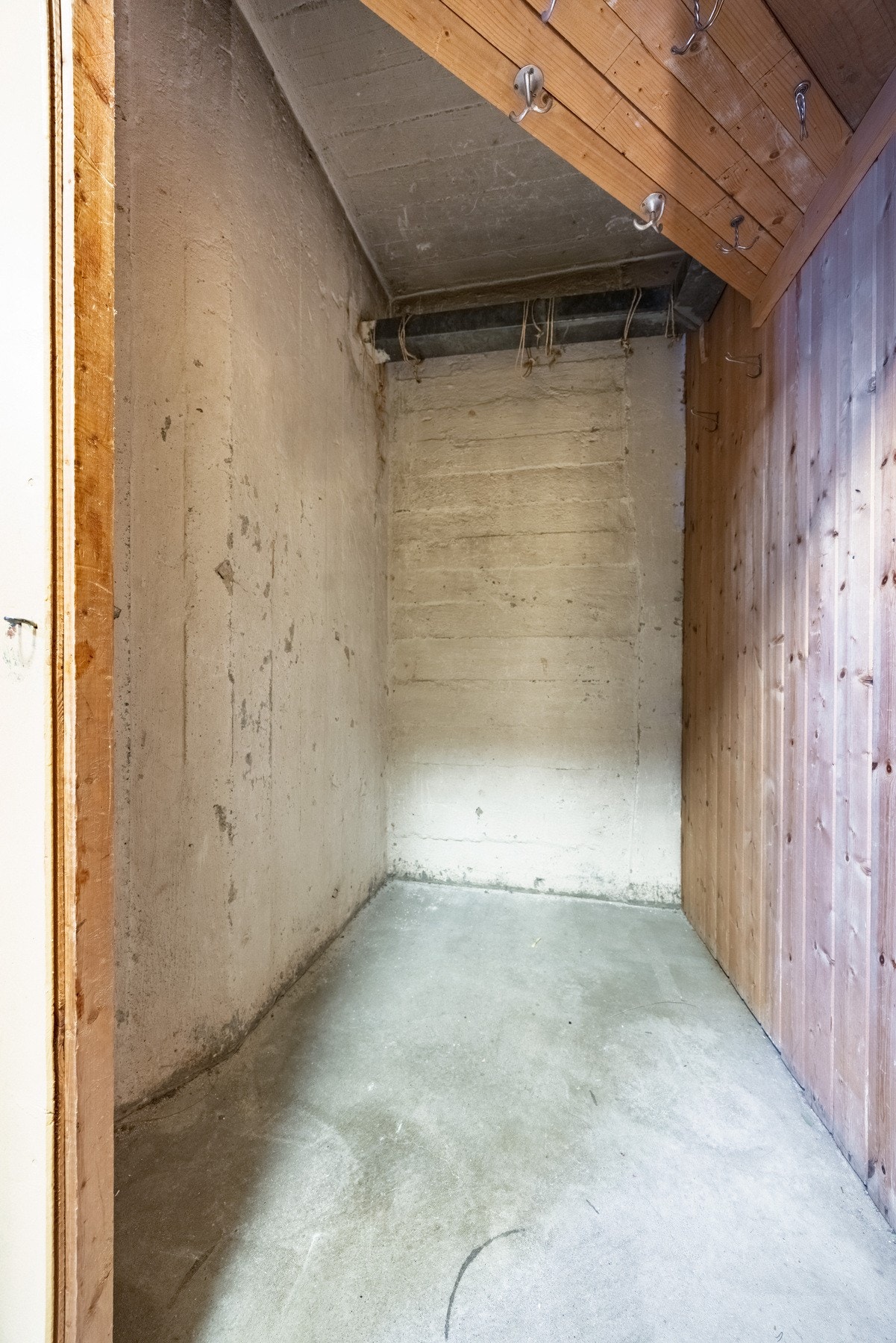 Andelen disponerer en bod på loftet på ca. 2 kvm. Galleribilde