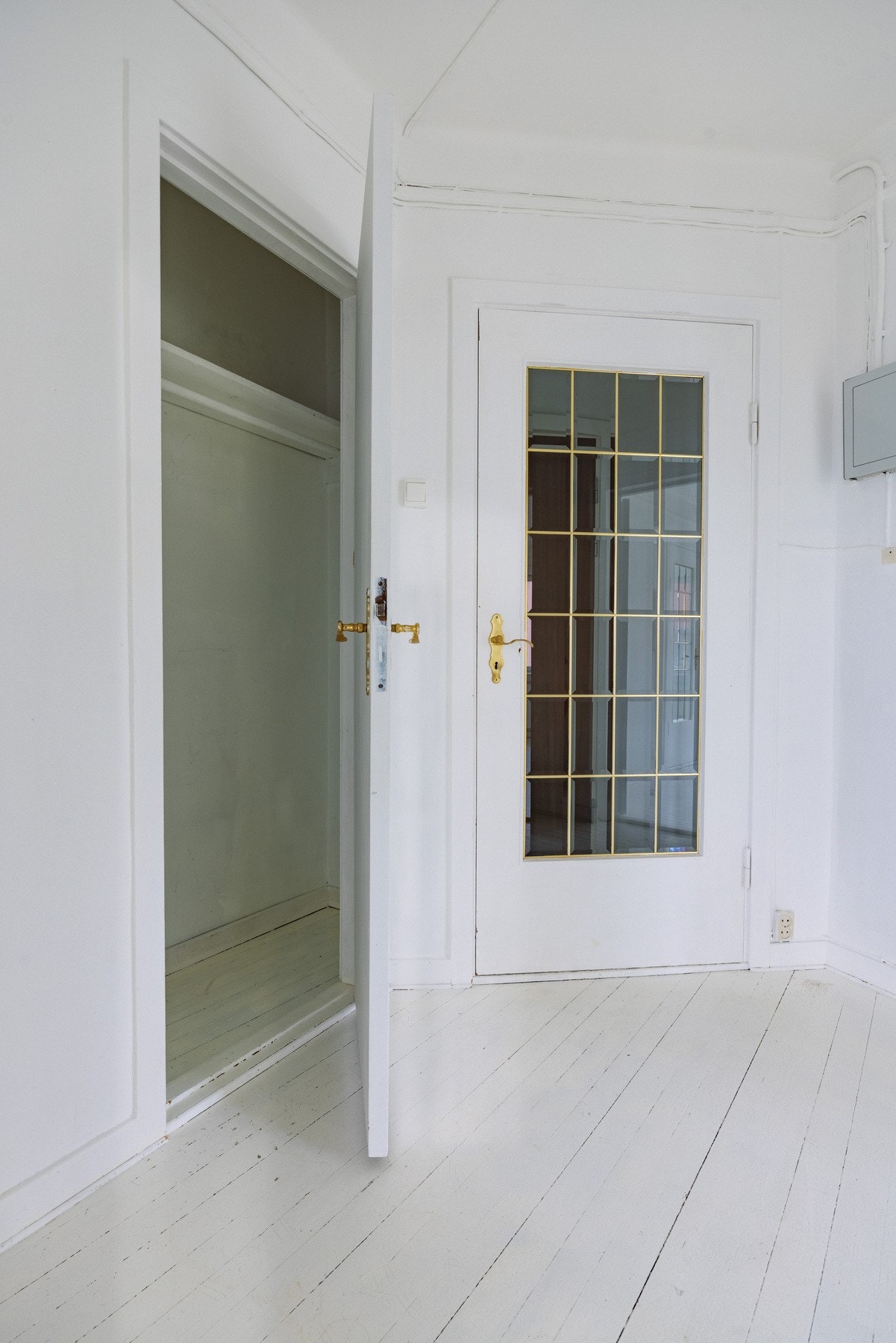 Fra gangen er det adkomst til én av to innvendige boder. Galleribilde