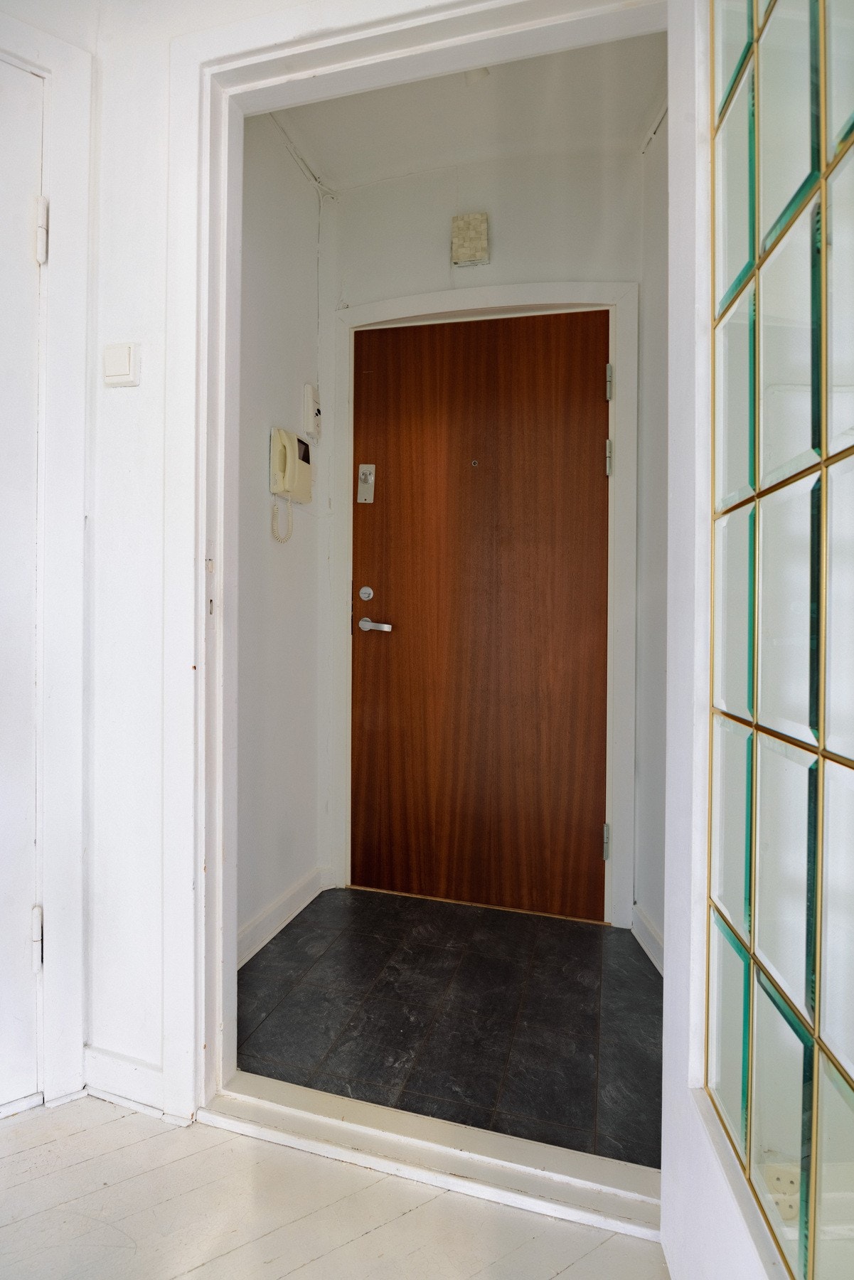 Entré. Galleribilde