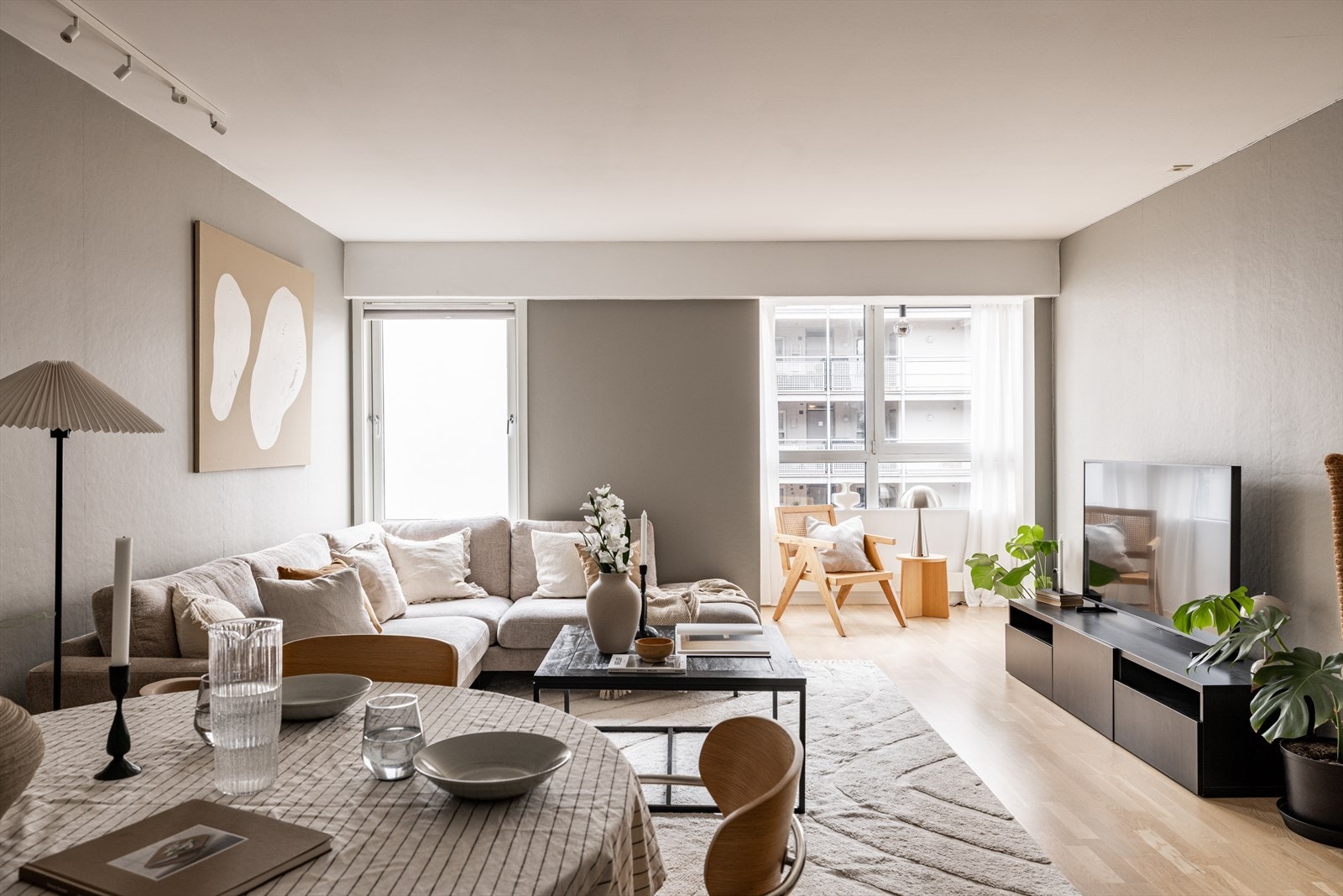 Leiligheten har god planløsning med luftige rom og gode oppbevaringsmuligheter Galleribilde