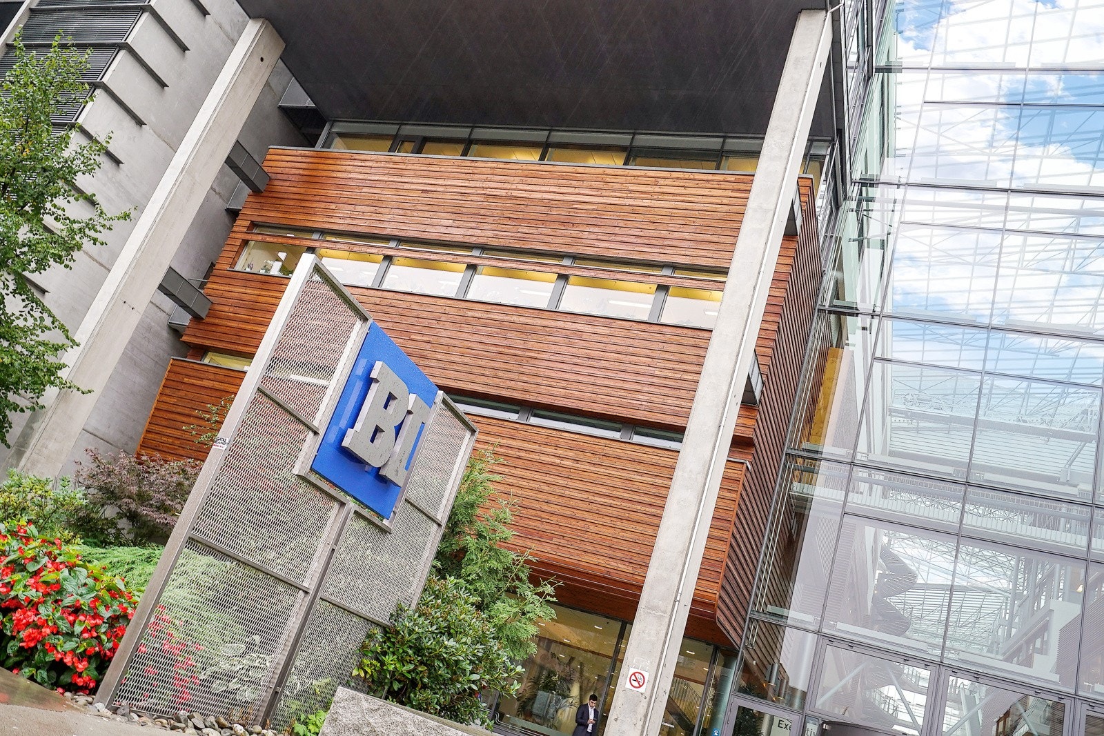 Handelshøyskolen BI ligger i kort gangavstand Galleribilde