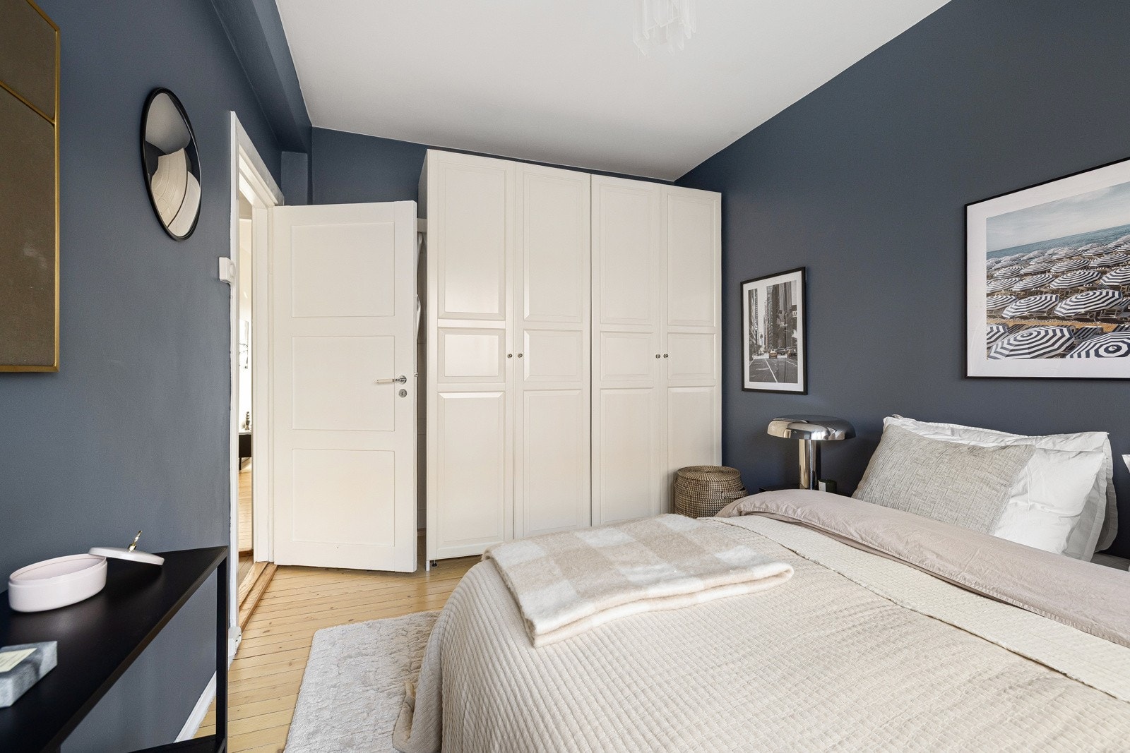 Her er det godt med oppbevaringsplass. Galleribilde