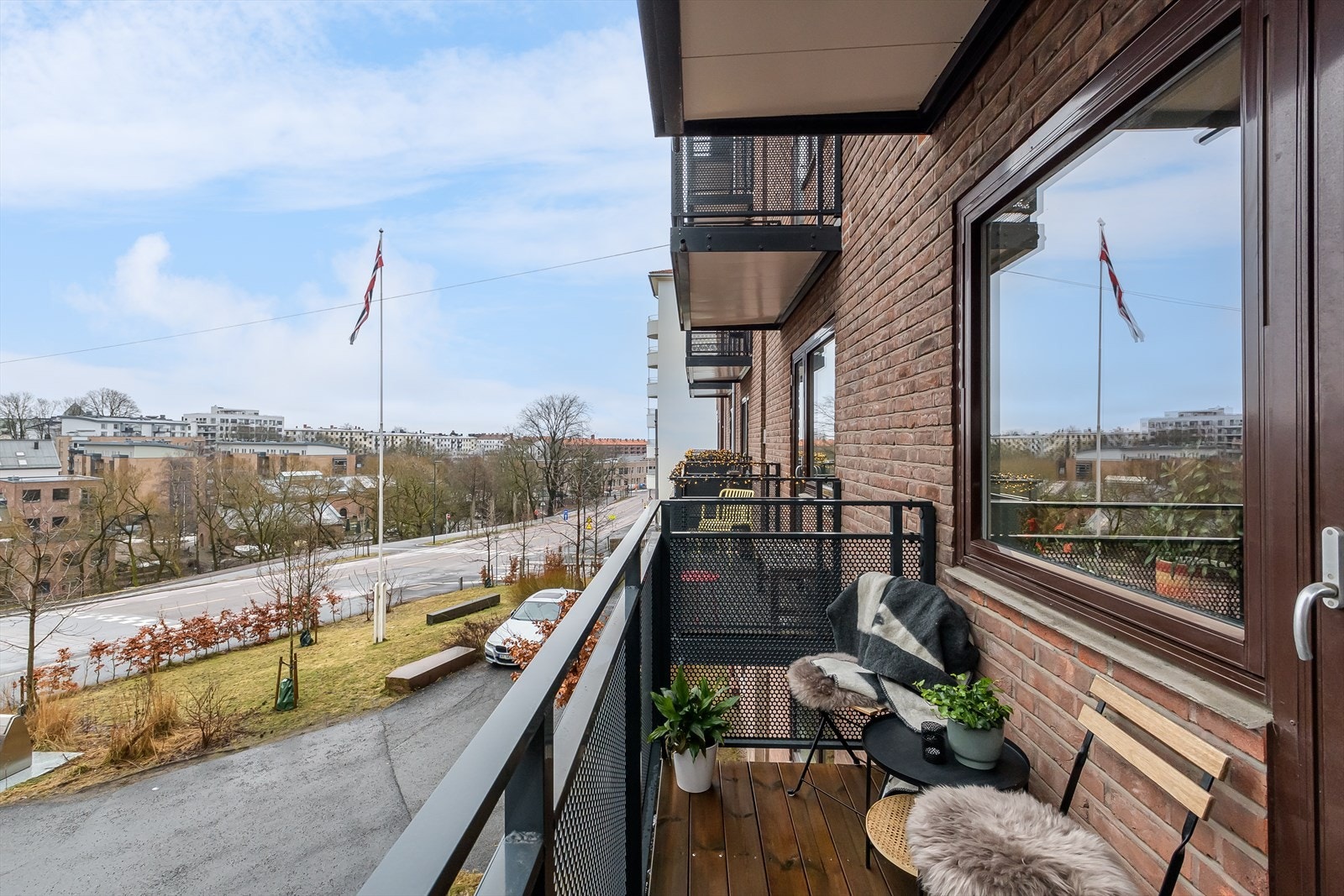 Leiligheten har skjermet og rolig beliggenhet på populære Sagene med Akerselva rett ved. Galleribilde