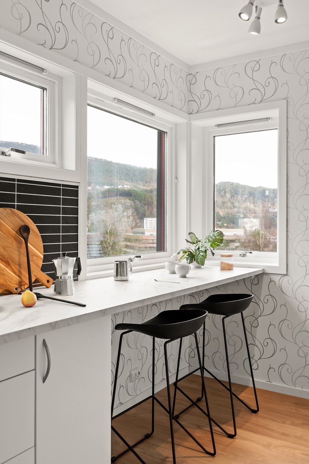 God benkeplass med flott utsikt. Galleribilde