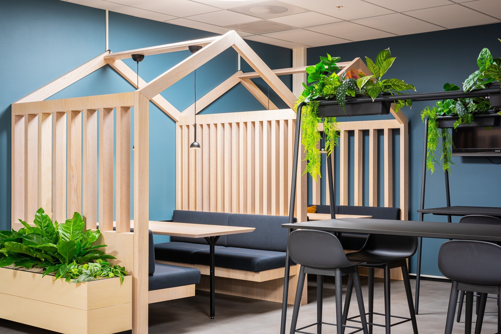 Kaffebar og personalrestaurant i nabobygget Østensjøveien 32 som kan benyttes av leietakere i Østensjøveien 18. Galleribilde