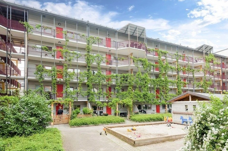 Adkomst til boligen via svalgang Galleribilde