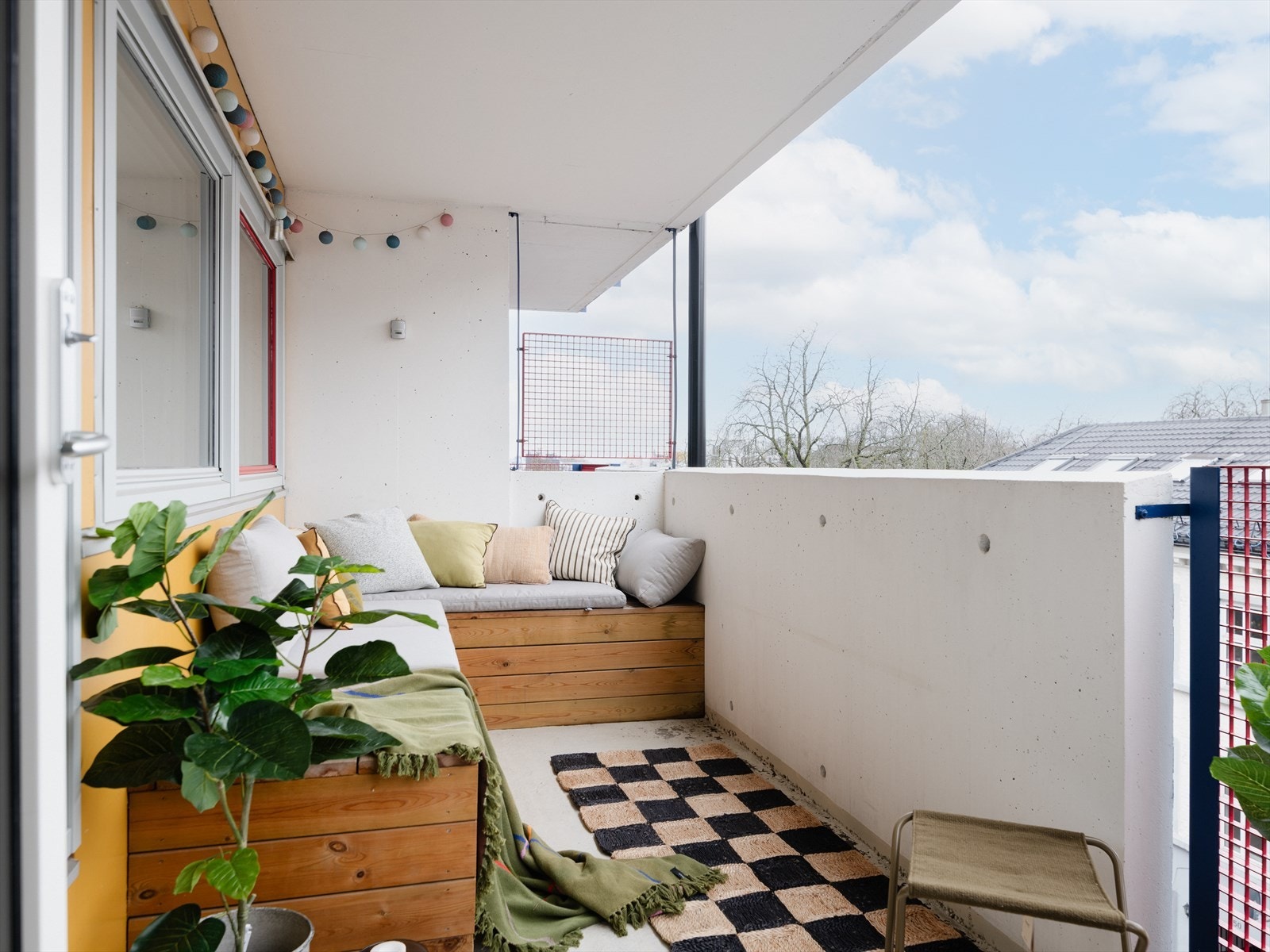 Svært gode solforhold og luftig utsyn fra en fantastisk balkong! Galleribilde