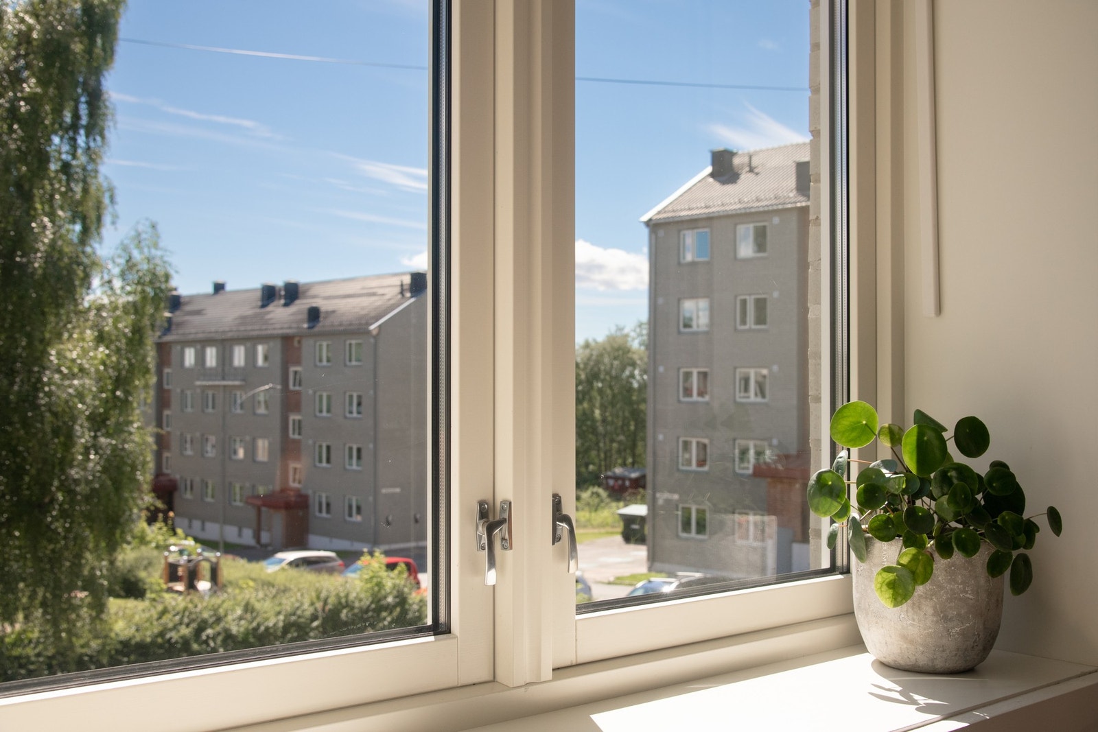 Boligen ligger fritt til med lite innsyn. Galleribilde
