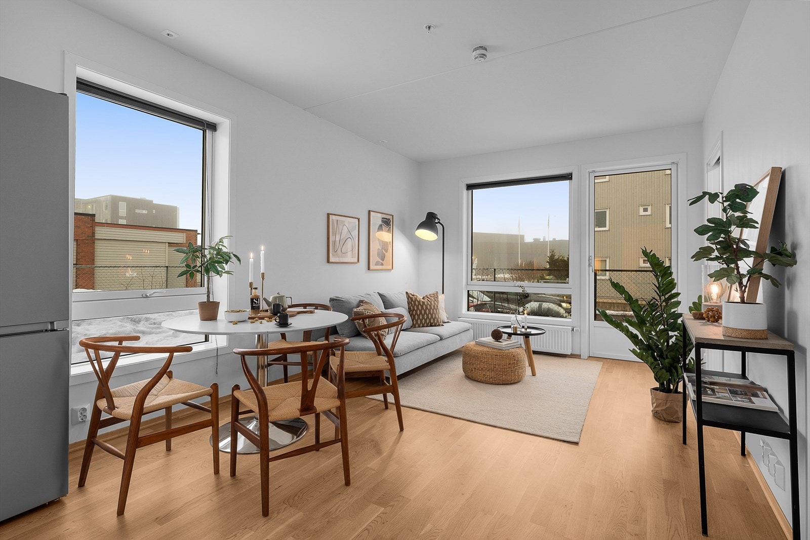 Nyere 2-roms hjørneleilighet med meget attraktiv beliggenhet med gangavstand til alt Galleribilde