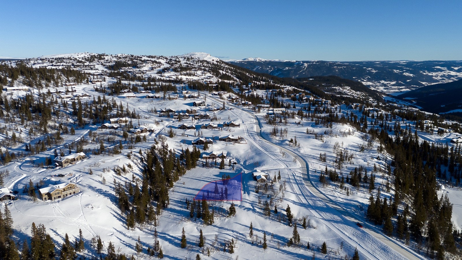 Raudskuttberget hytteområde ligger på det øverste platået langs Svartskardvegen. Galleribilde