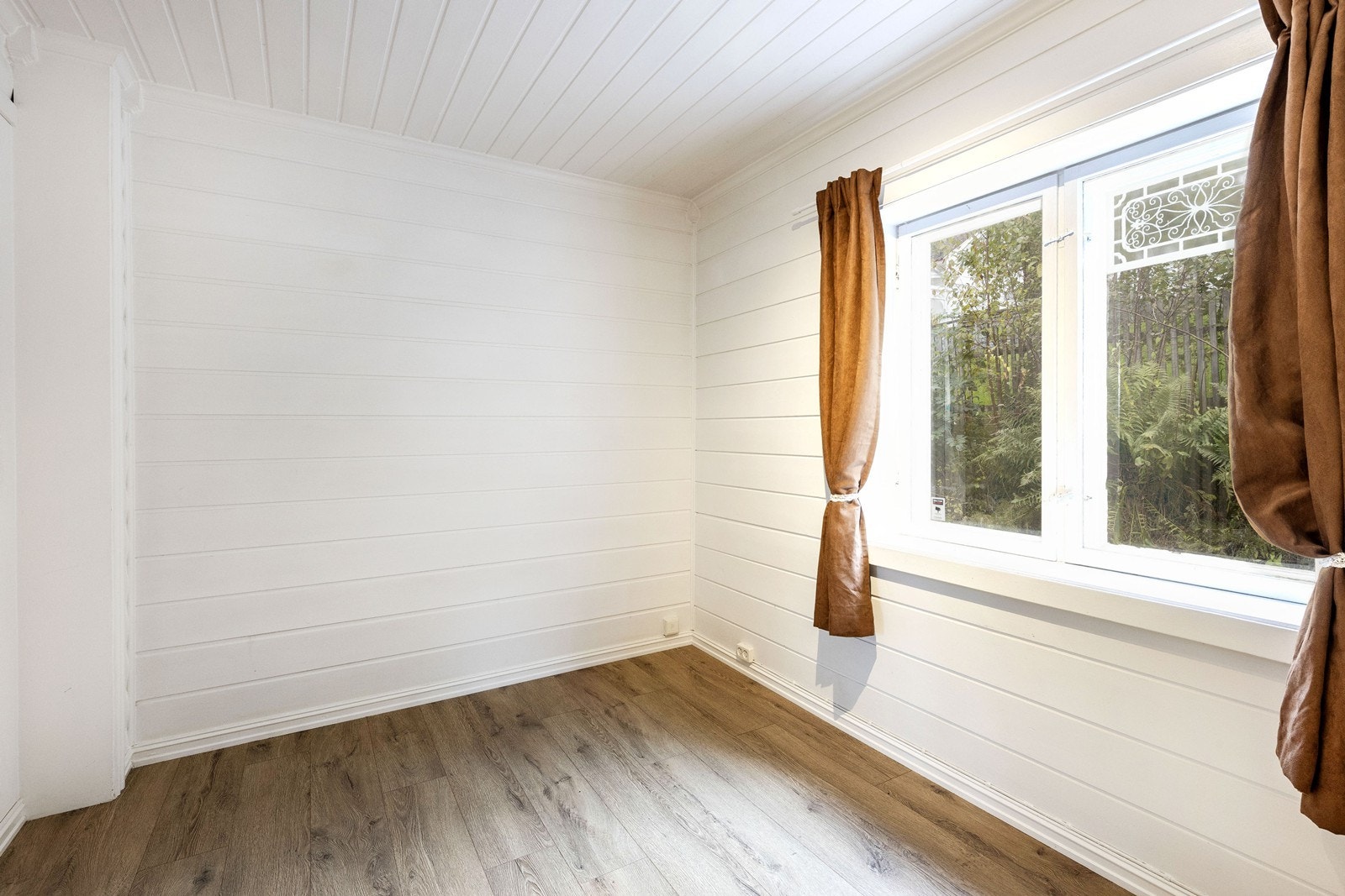 Soverom i 1.etasje Galleribilde