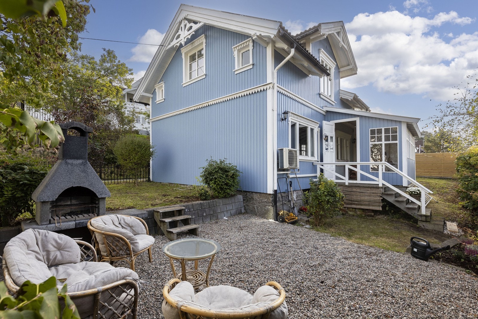 Velkommen til Nedre Tollamovegen 8! Galleribilde