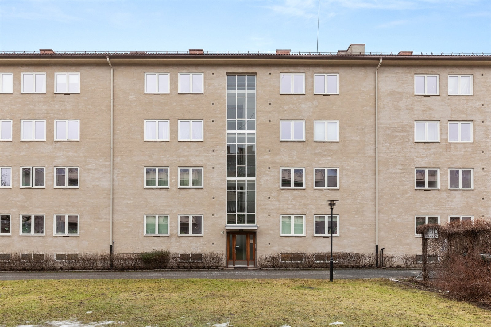 Eiendommen ligger i et sentralt og populært boligområde på Grünerløkka/Sofienberg. Galleribilde