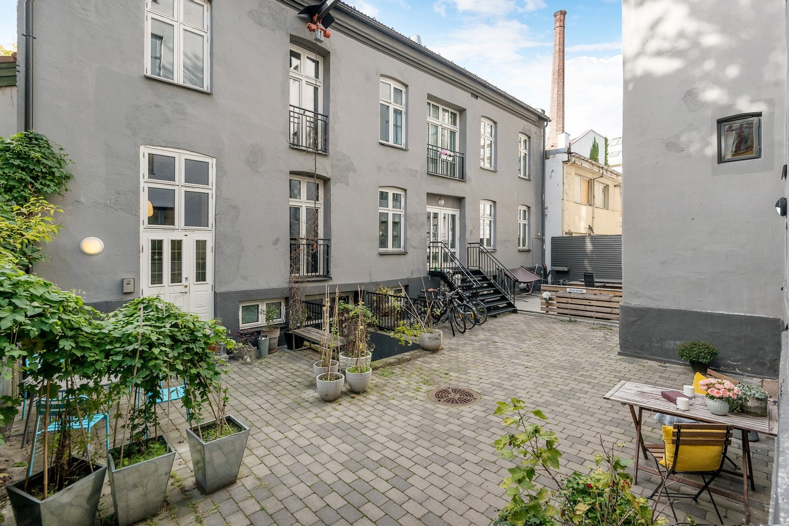Meget skjermet og tilbaketrukket beliggenhet på Grünerløkka. Galleribilde
