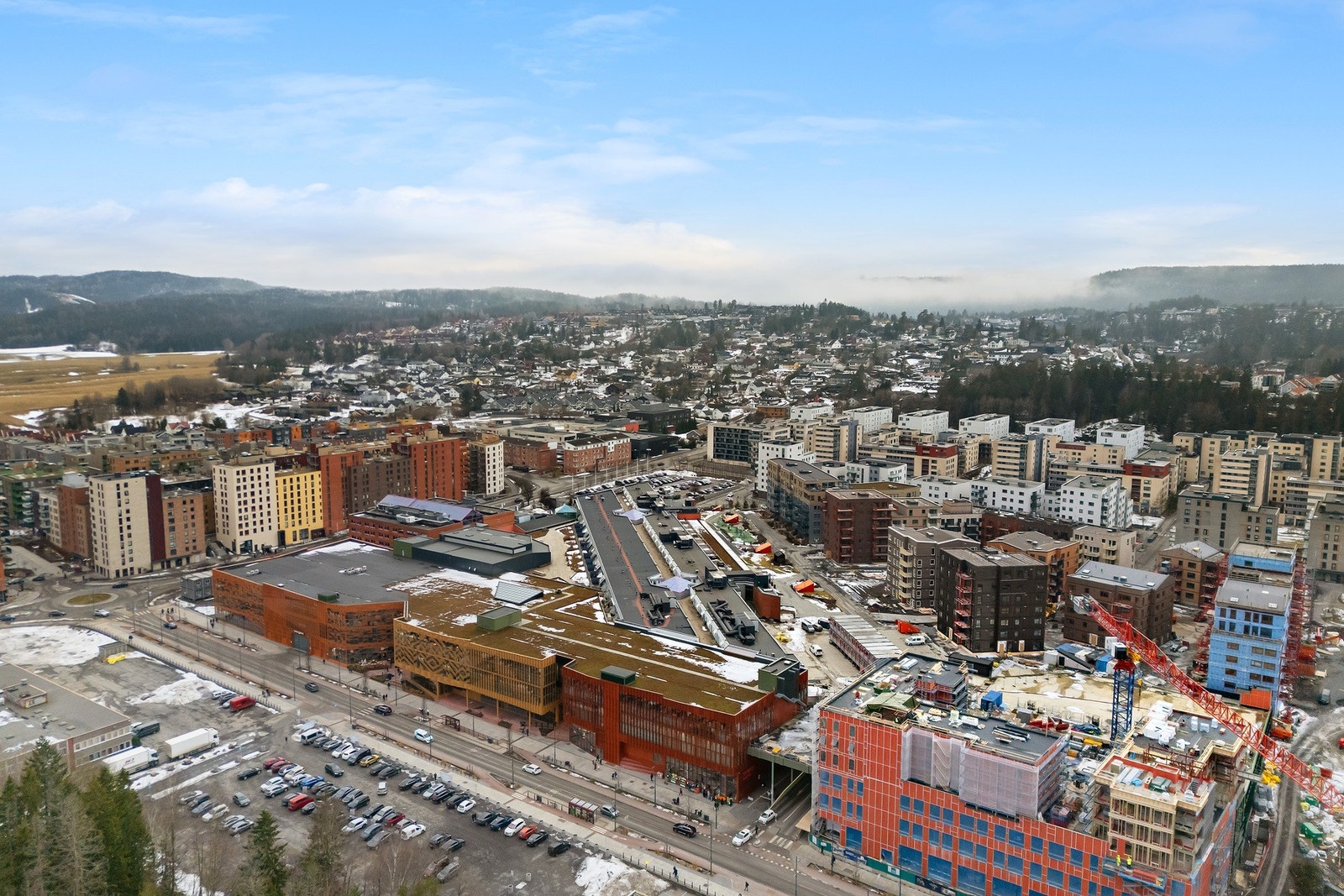 Det er bare en kort spasertur bort til Triaden, et av Romerikes største kjøpesentre Galleribilde