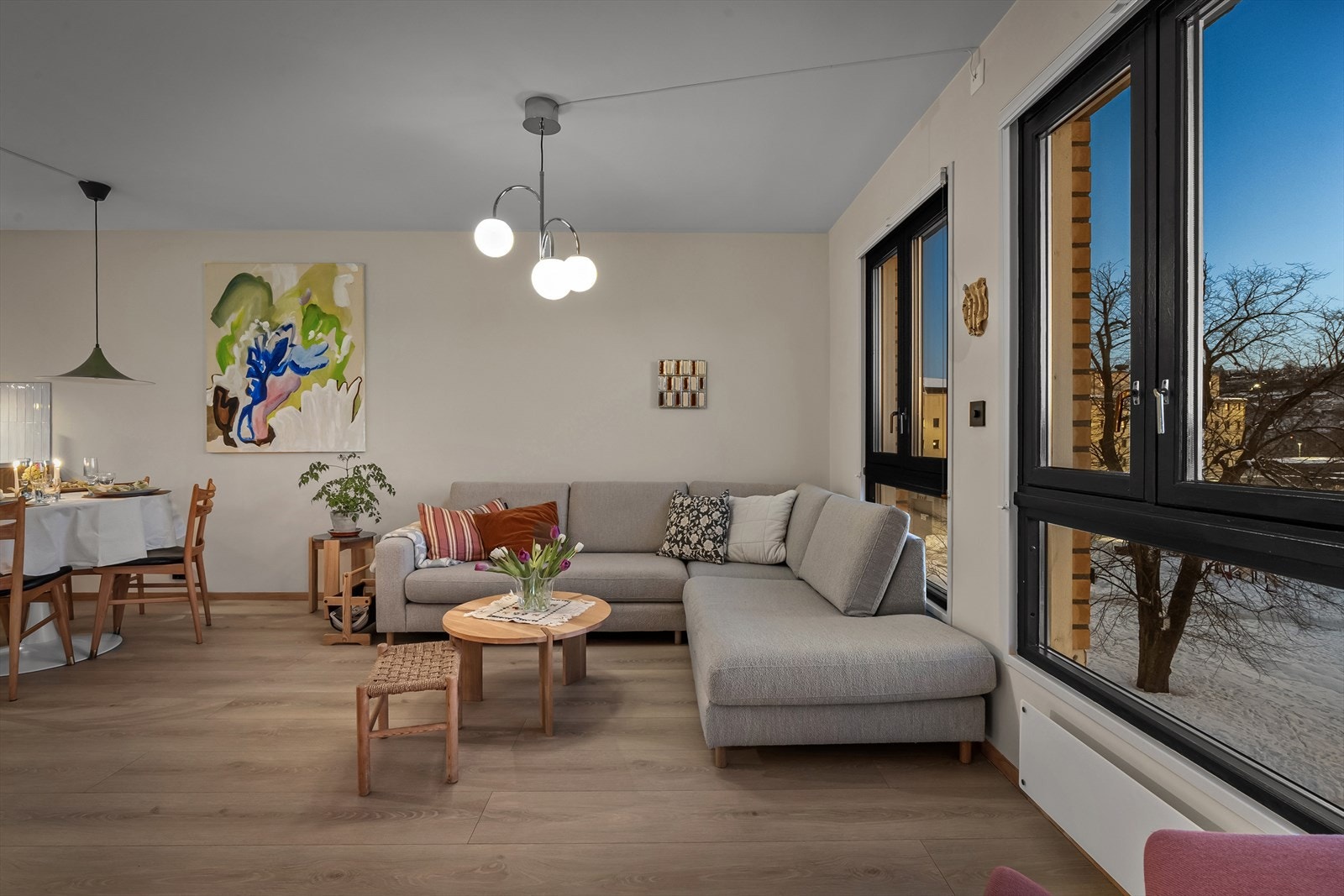 Velkommen til Åkebergveien 28! Boligen er presentert av Nordvik avd. Frogner ved Kristian Karlsrud Galleribilde