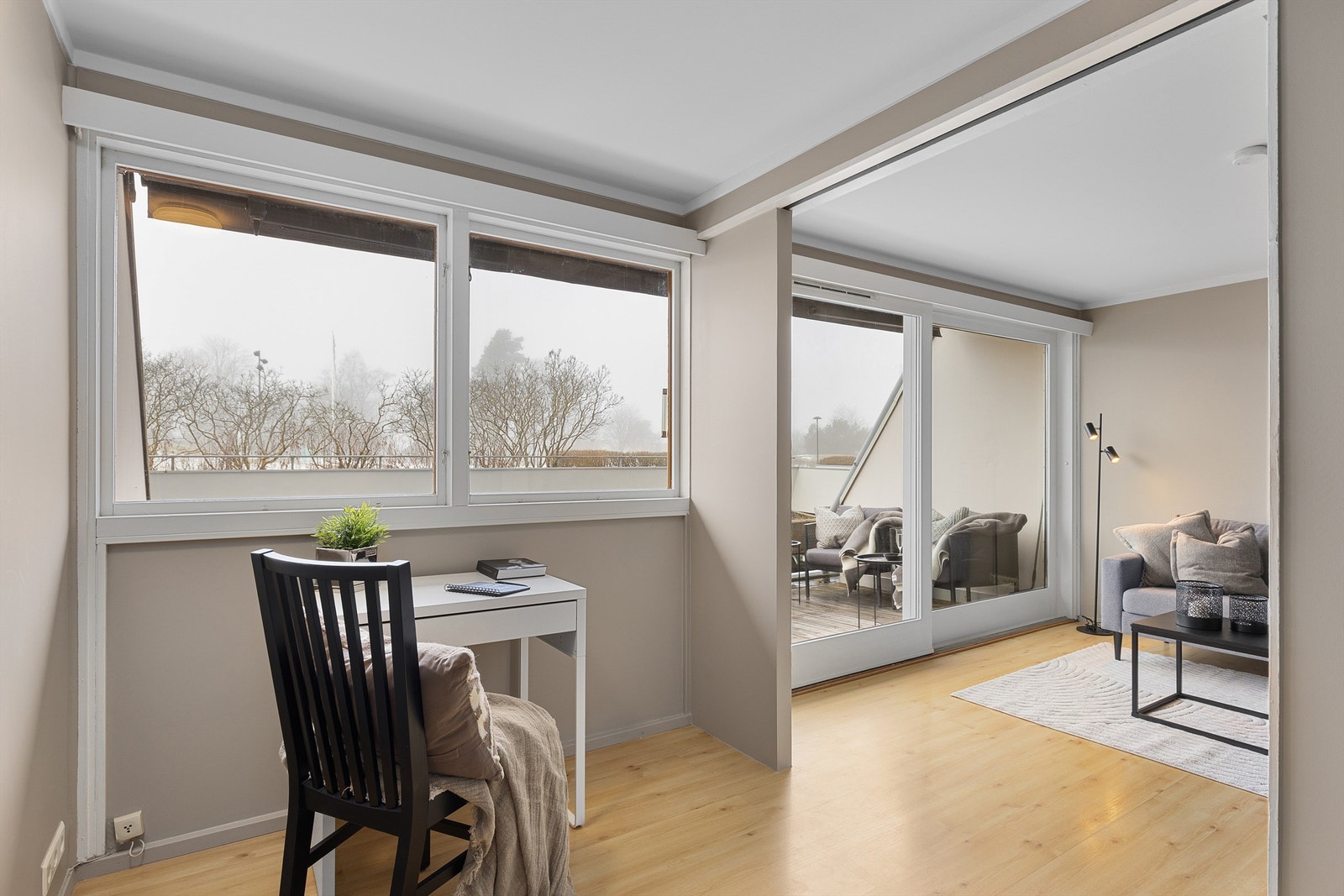 Åpning fra sovealkove til stuen Galleribilde