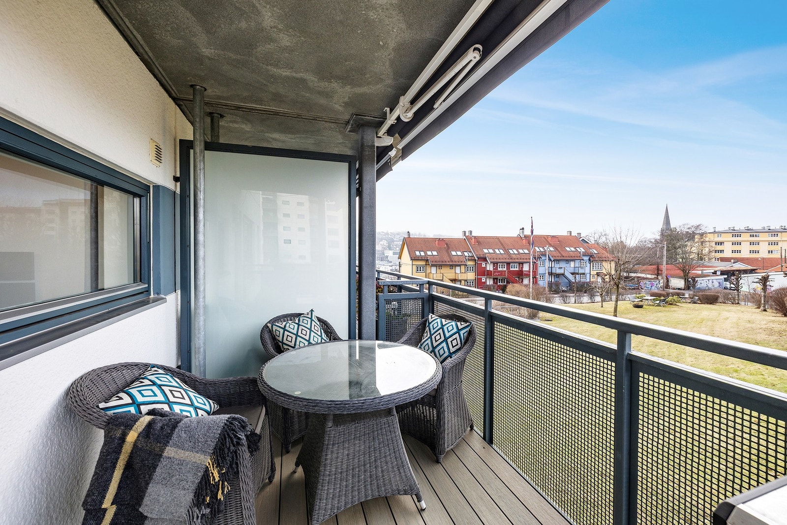 Dette er en lys og romslig 2-roms med høy standard og romlige omgivelser Galleribilde