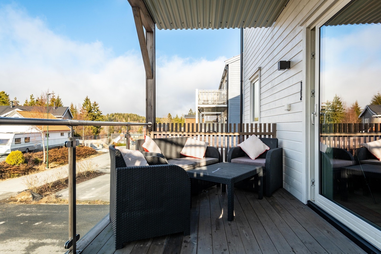 Solrik overbygget veranda Galleribilde
