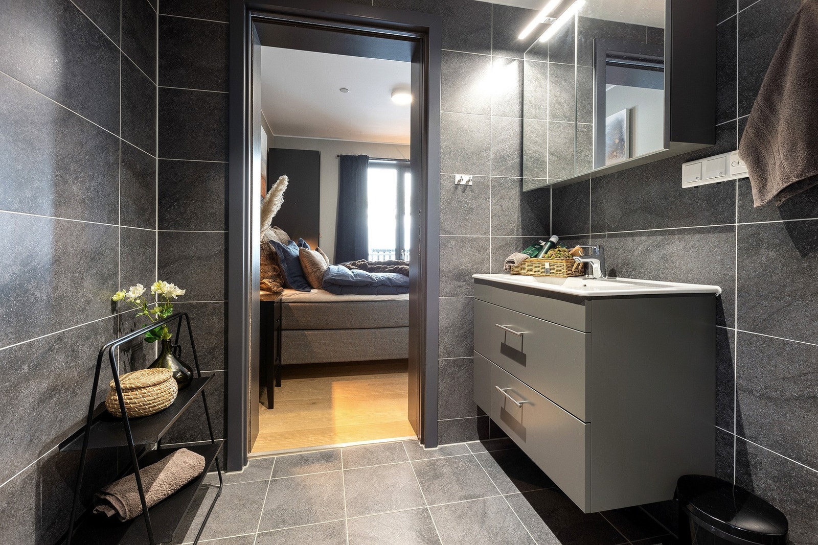 Hovedsoverommet har eget bad- veldig praktisk og luksus på fjellet Galleribilde