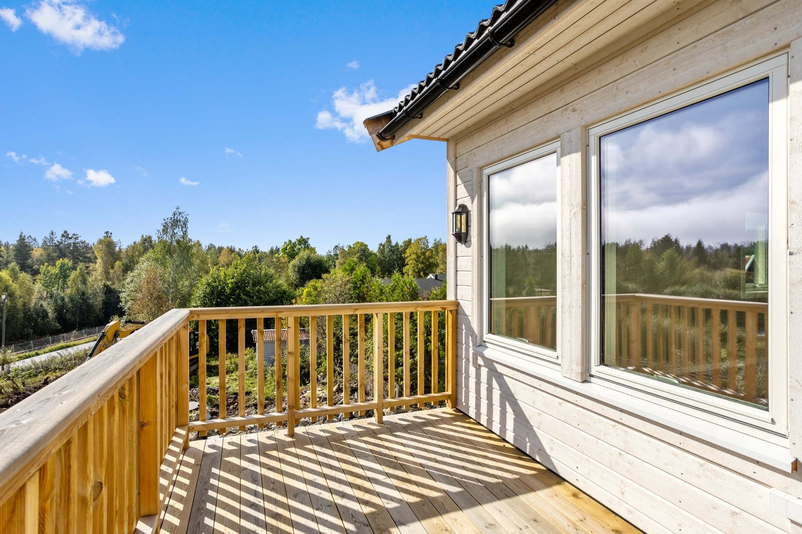 Fra terrasen kan du nyte en flott utsikt Galleribilde
