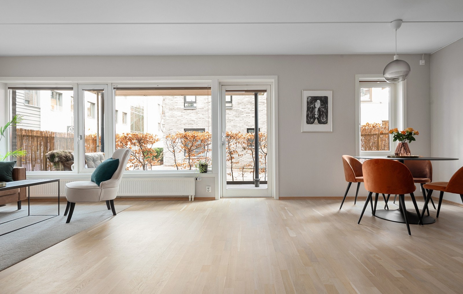 En attraktiv og moderne 3-roms leilighet med sentral og etterspurt beliggenhet. Galleribilde