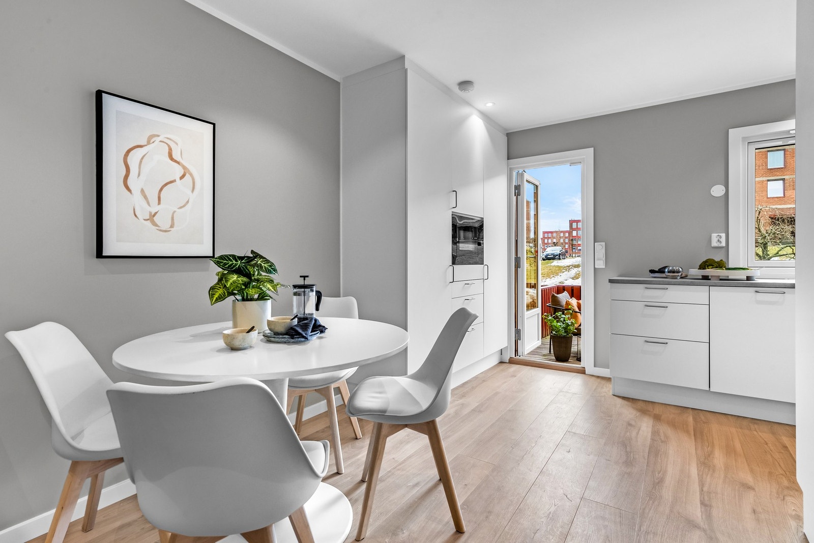 Fin plass til spisebord av ønsket størrelse Galleribilde
