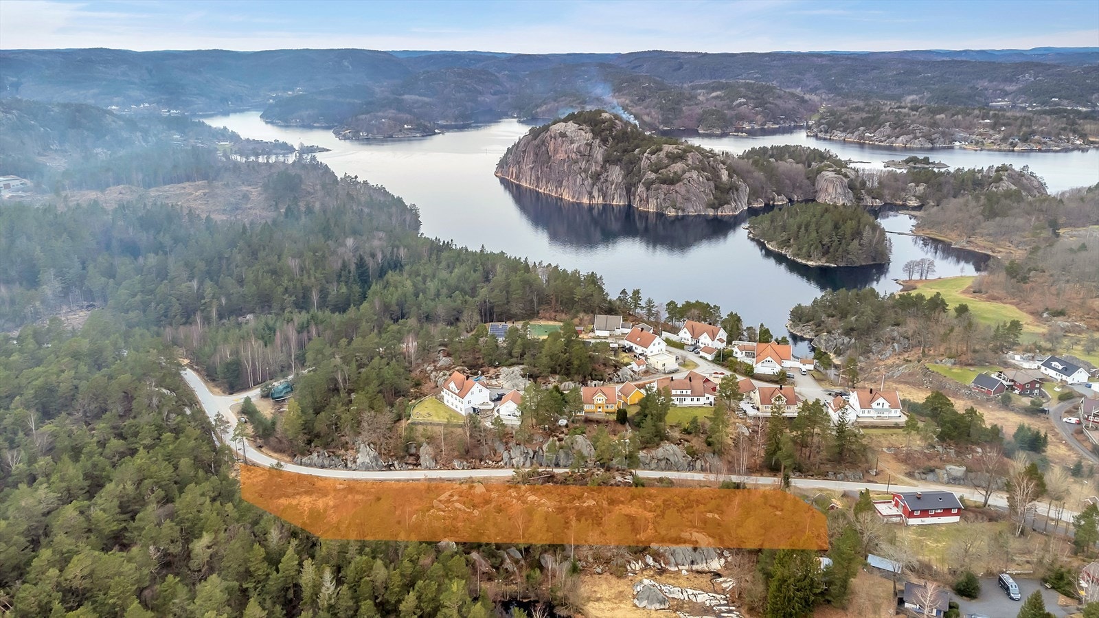 Området er markert med orange. Galleribilde