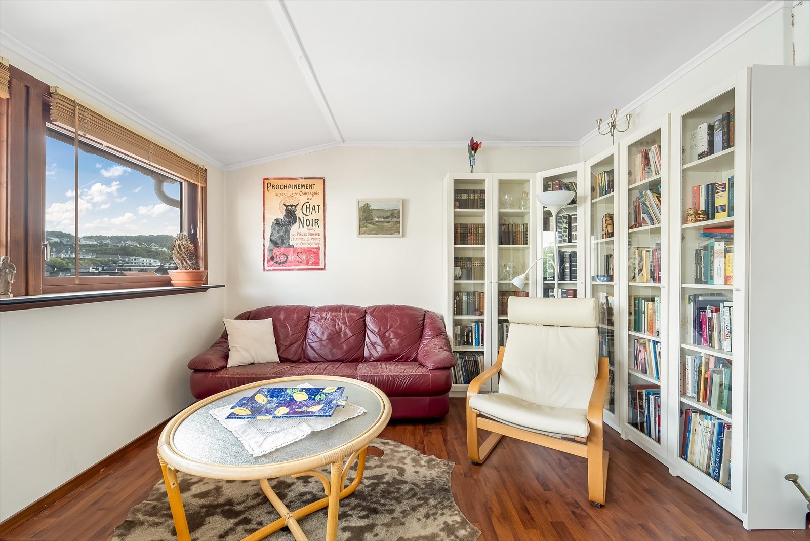 Koselig sofakrok med plass til hjørnesofa, tv-stue el.l. Galleribilde