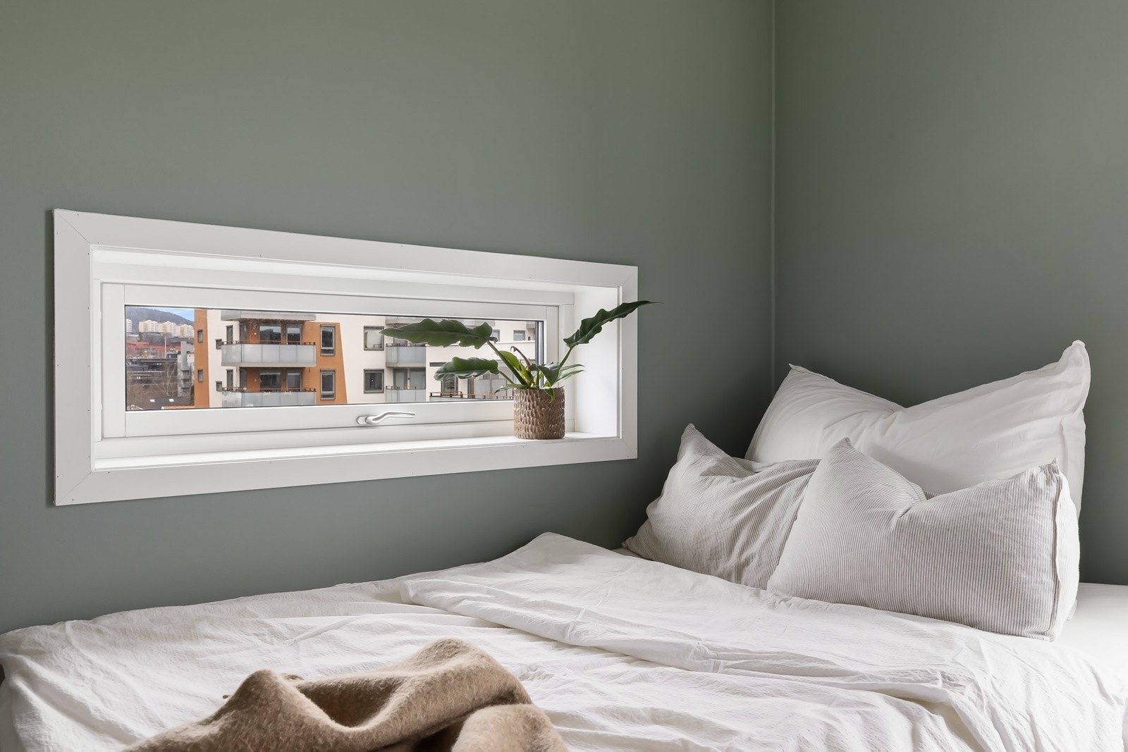 Vinduene sørger for godt med naturlig dagslys. Galleribilde