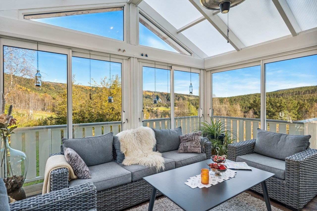 Vinterhage våningshus Galleribilde