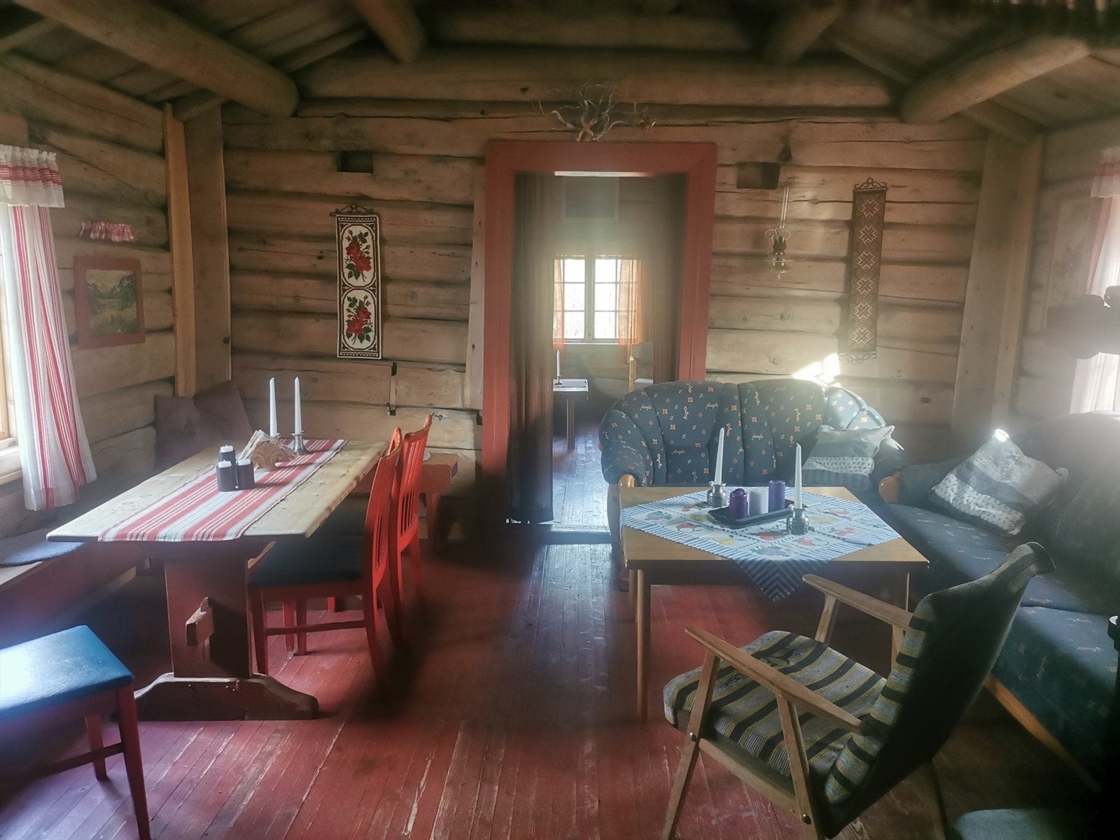 Stue seterhus Hinøggelslia, privat foto Galleribilde